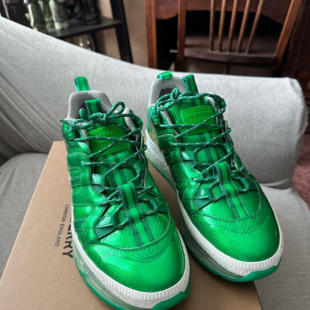 Burberry Men's Arthur size 40 - Picture 3 of 8